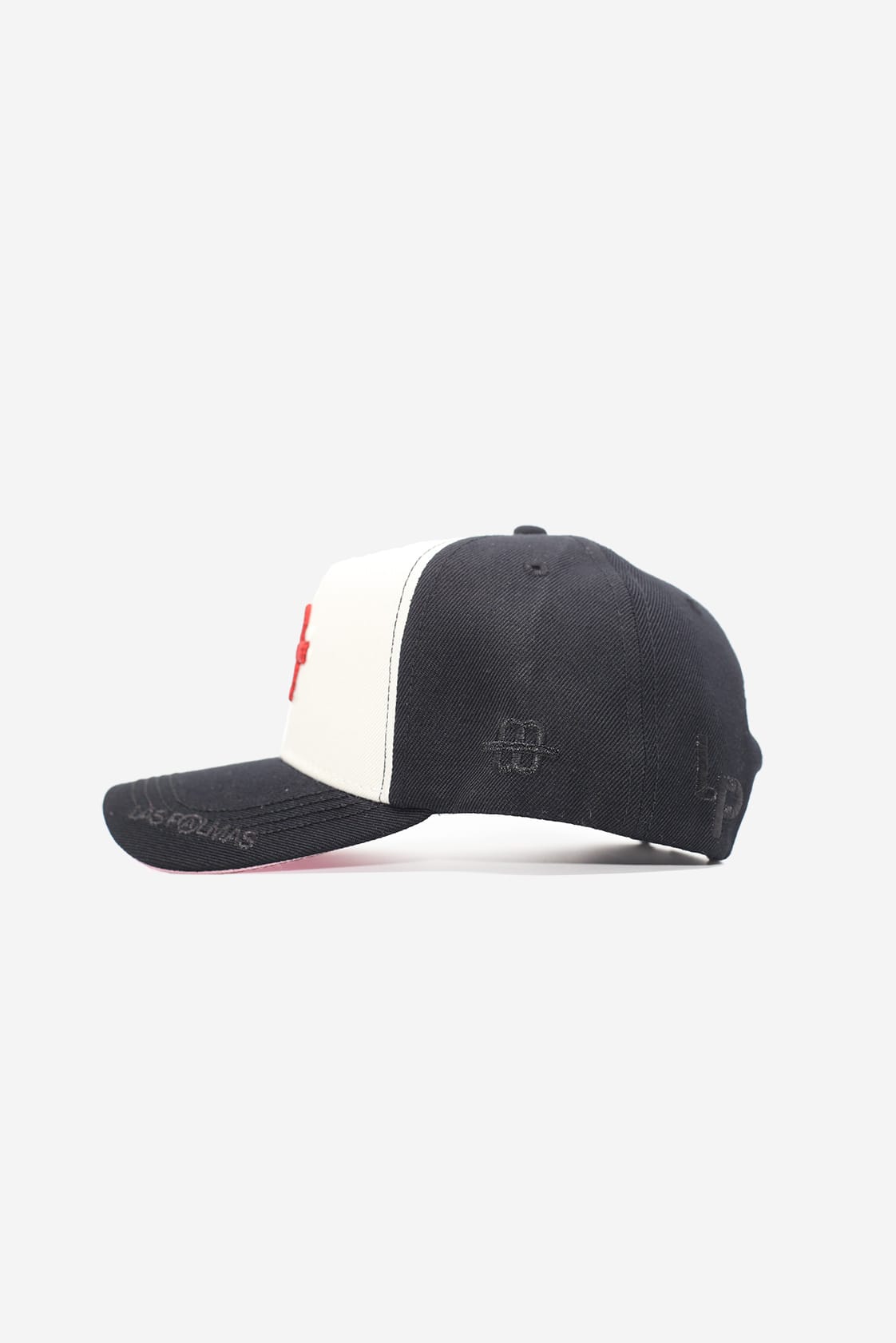LOGO HAT - BLACK/WHITE