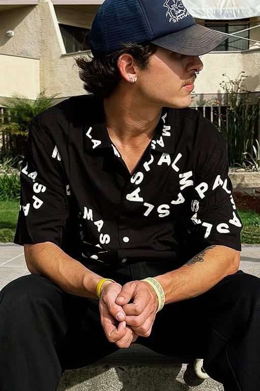 SUNFLOWER BUTTON-UP SHORT-SLEEVE SHIRT